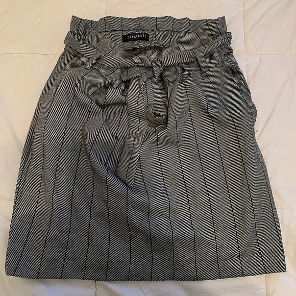 Grey mini Skirt - Picture 1 of 1
